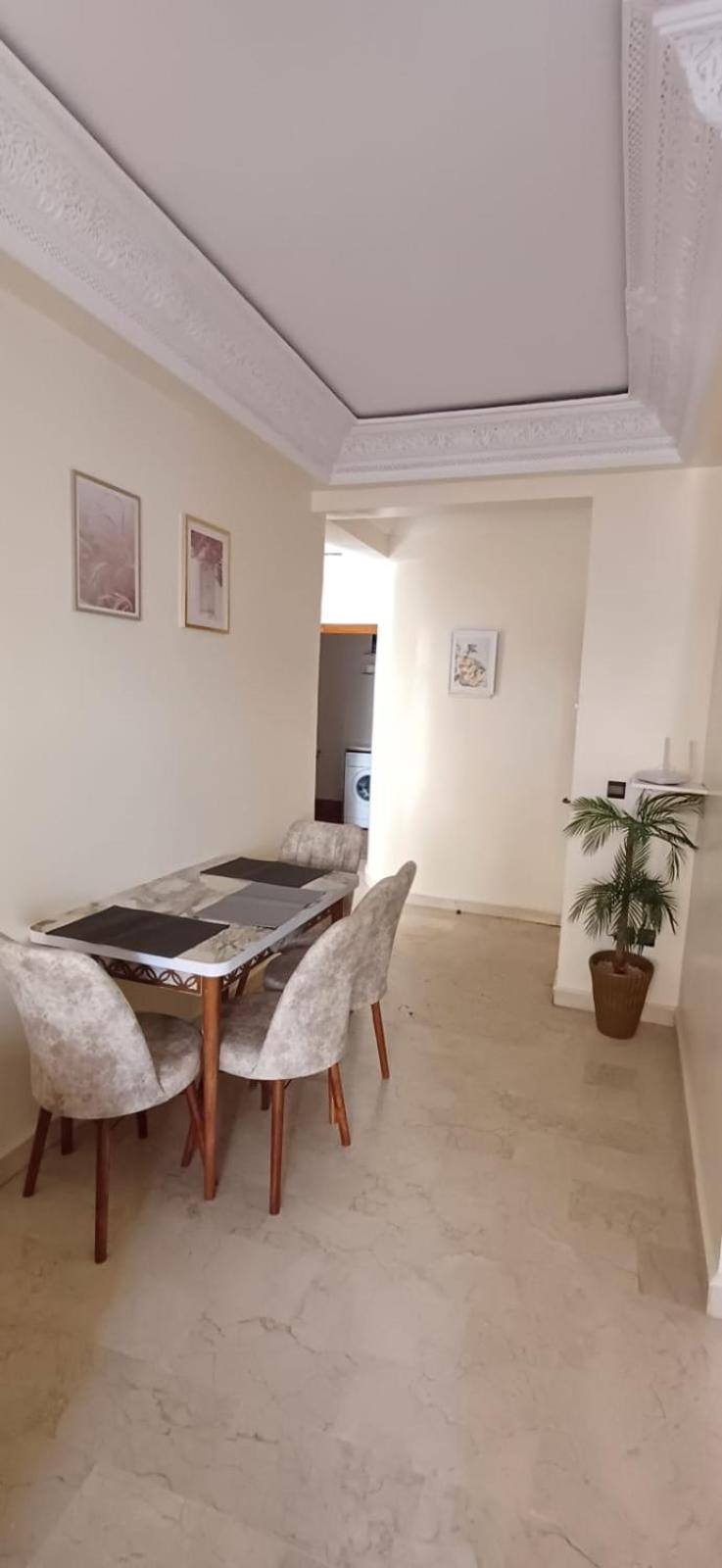 Al Andalous 6 - Une Chambre Marrakesh Luaran gambar